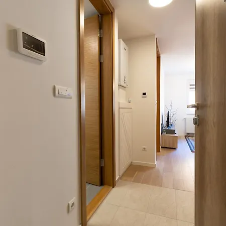 Rest * Яхорина